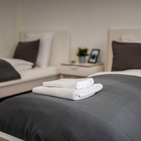 Very Central Convenient Large Ac Place 부다페스트 외부 사진